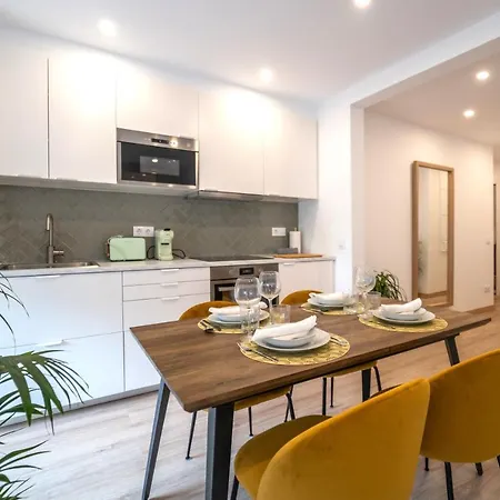 Soler Apartment *